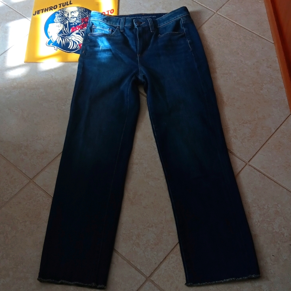 Chico preloved size 2 blue jeans.